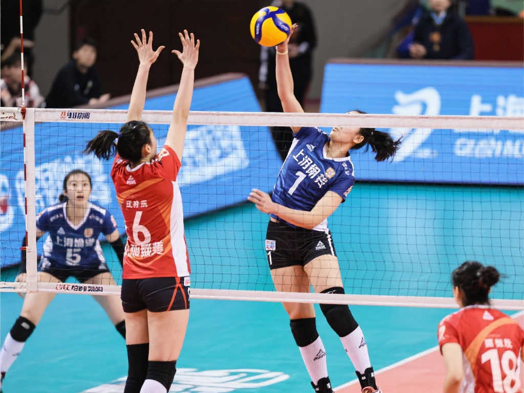 江苏女排横扫上海女排 联赛冠军争夺战抢占优势